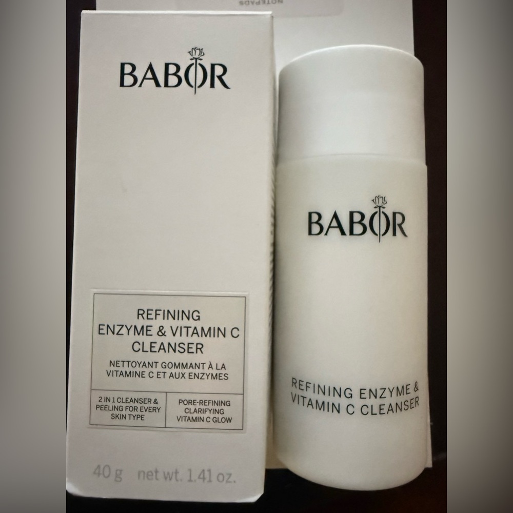 New in Box Babor Refining Enzyme & Vitamin C Cleanser Powder 1.41 oz.